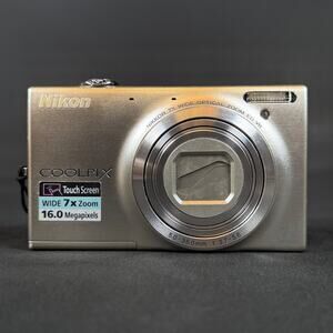 Nikon Coolpix S6100 16MP Digital Camera w/7x Zoom Silver FLASH ERROR